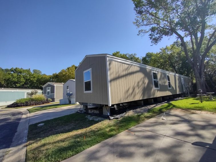 Available Homes Spring Manor Mobile Home Park